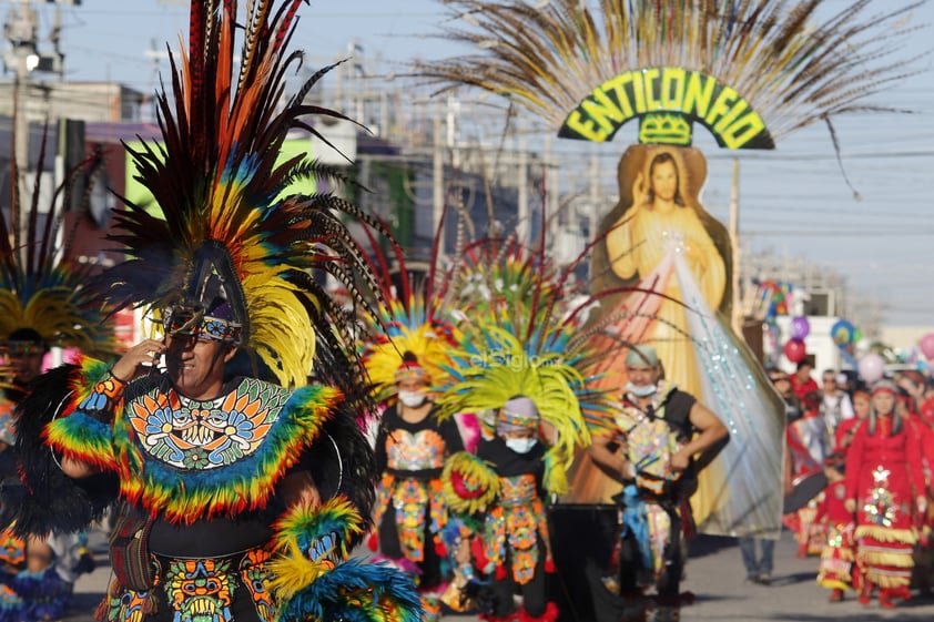 Con peregrinación, mercado Abastos de Torreón agradece a la Virgen de Guadalupe