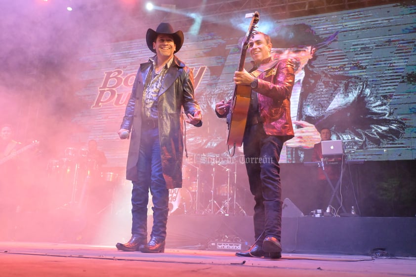 Su evento tuvo lugar en la Plaza de Armas de Ciudad Lerdo