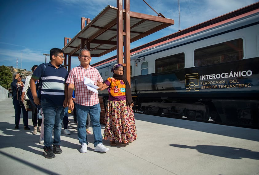 AMLO inaugura el Tren Interoceánico