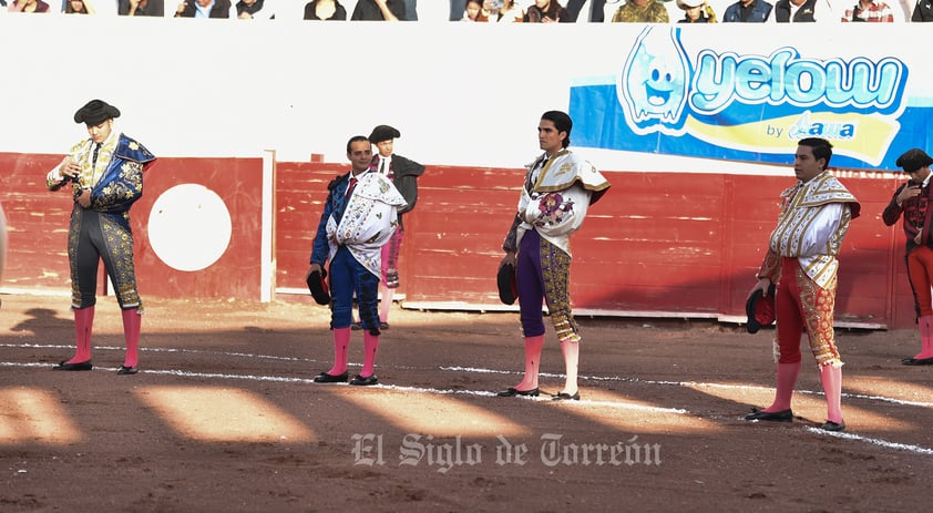 Lázaro Rodríguez y el debutante Vladimir Díaz comparten triunfo en Novillada de Año Nuevo