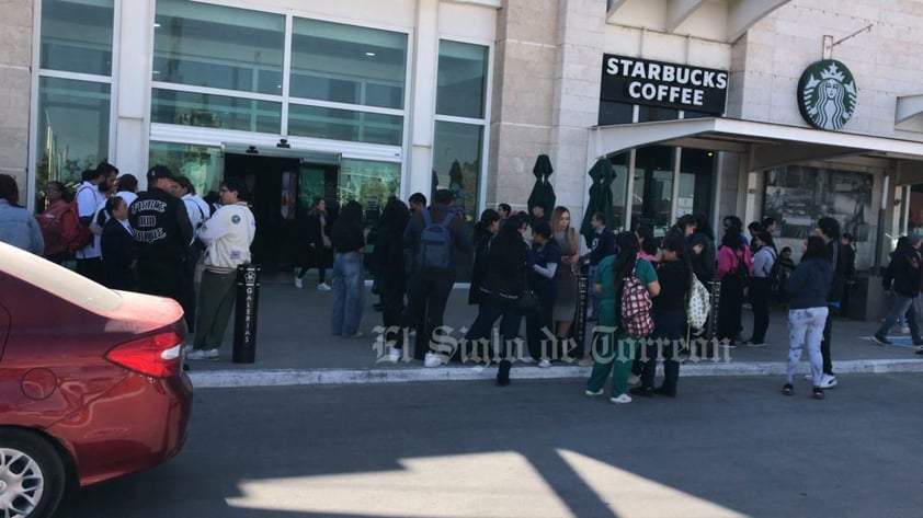 Conato de incendio en el centro comercial Galerías Laguna de Torreón. Fue necesario evacuar a los presentes, pero la situación fue controlada.