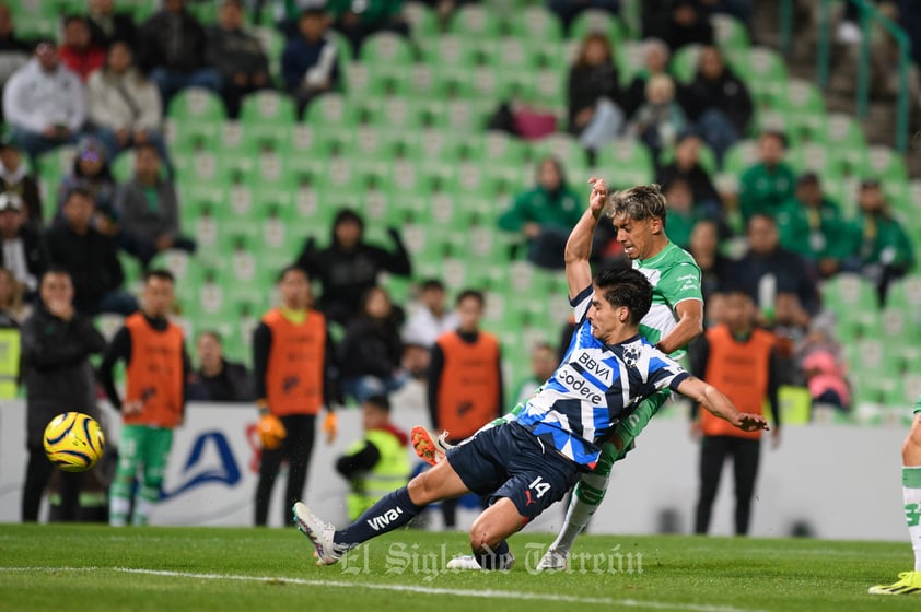 Monterrey vence al Santos Laguna y alcanza al América en el primer lugar del Clausura