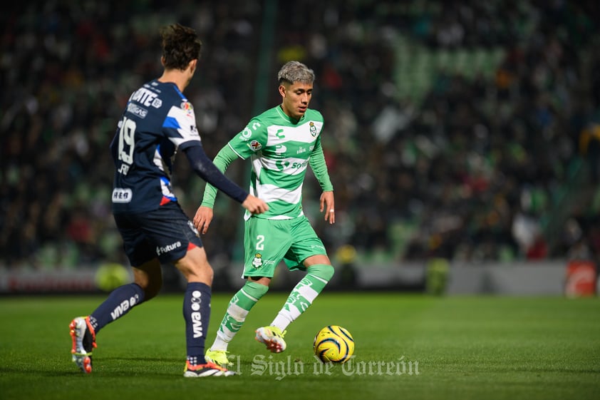 Monterrey vence al Santos Laguna y alcanza al América en el primer lugar del Clausura