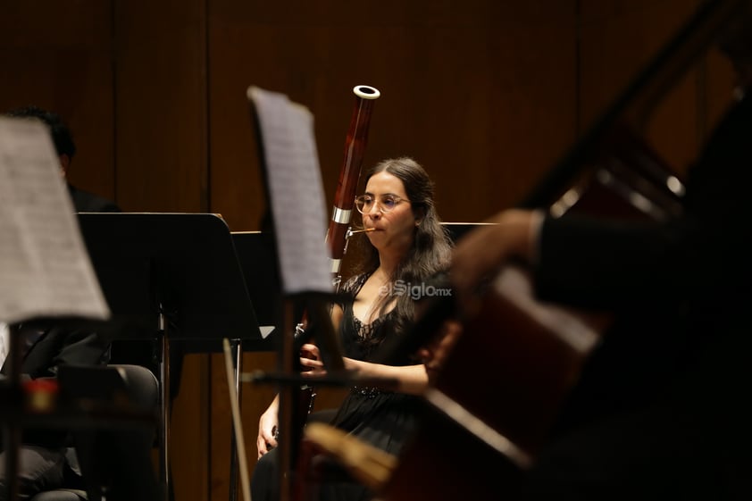 Oboísta interpreta a Strauss con Camerata de Coahuila