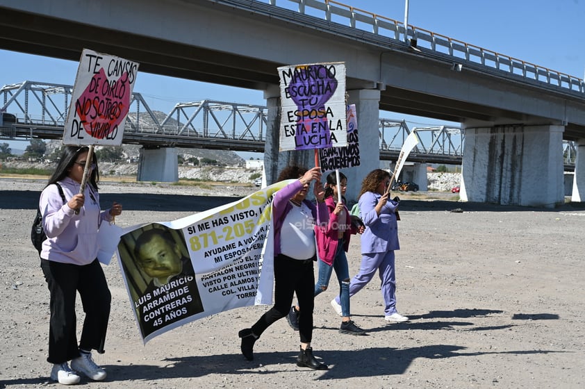 'AMLO, si ya los encontraste, ¿a quién se los entregaste?', dicen familias de desaparecidos