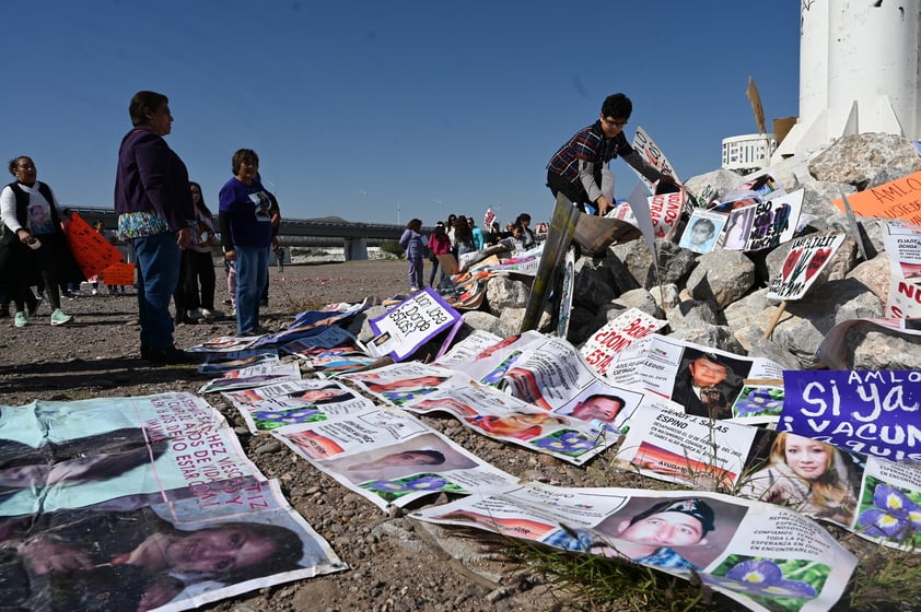 'AMLO, si ya los encontraste, ¿a quién se los entregaste?', dicen familias de desaparecidos