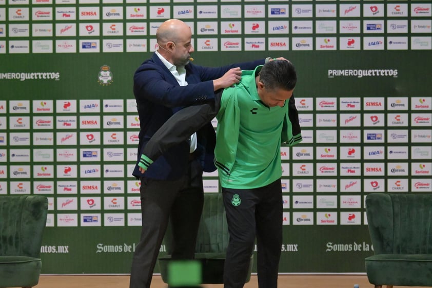 Nacho Ambriz nuevo técnico de Santos Laguna