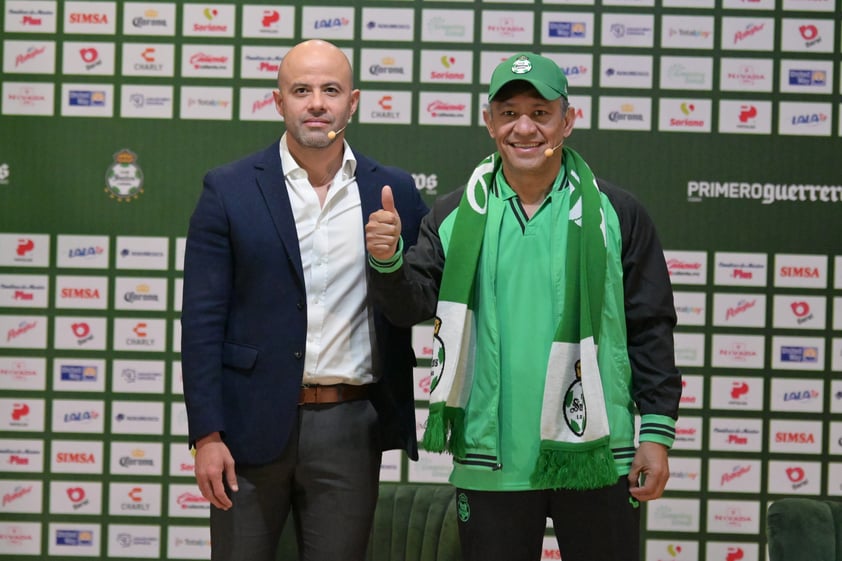 Nacho Ambriz nuevo técnico de Santos Laguna