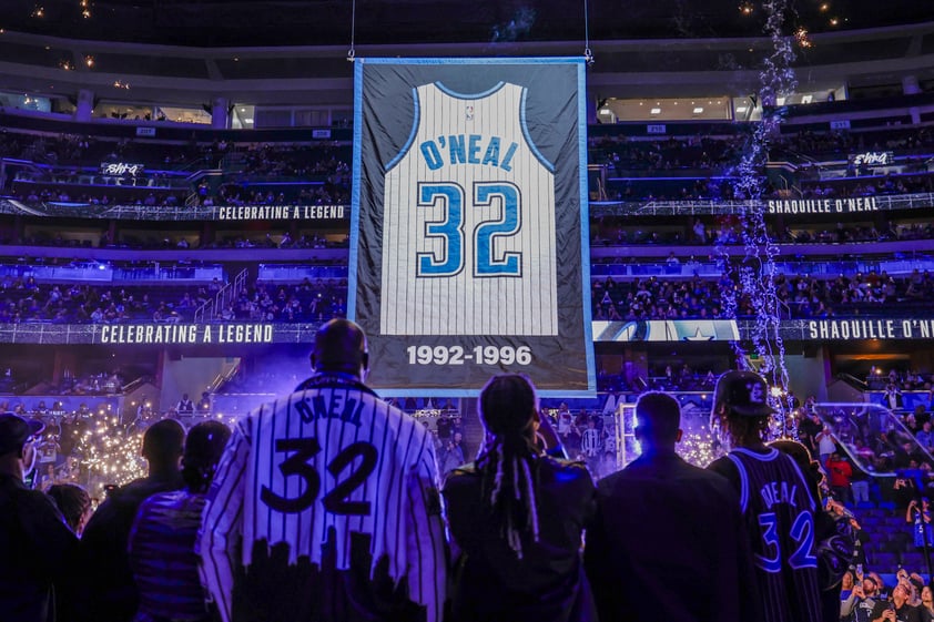 Magic retiran la camiseta de Shaquille O'Neal y los Thunder les arruinan la fiesta