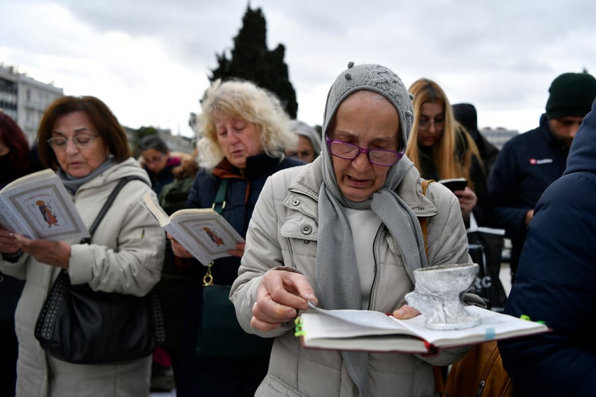 Parlamento de Grecia aprueba el matrimonio igualitario