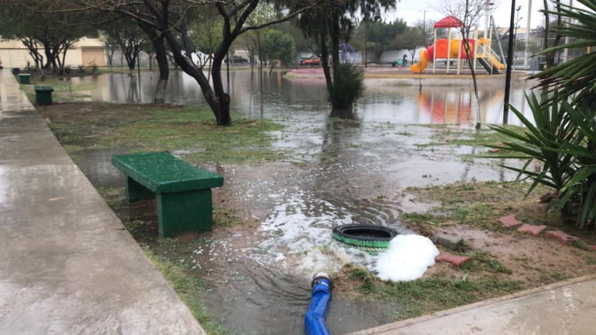 Lluvias dejan inundaciones en varios puntos de Torreón