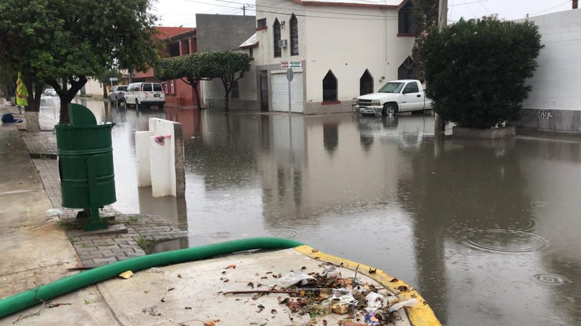 Lluvias dejan inundaciones en varios puntos de Torreón