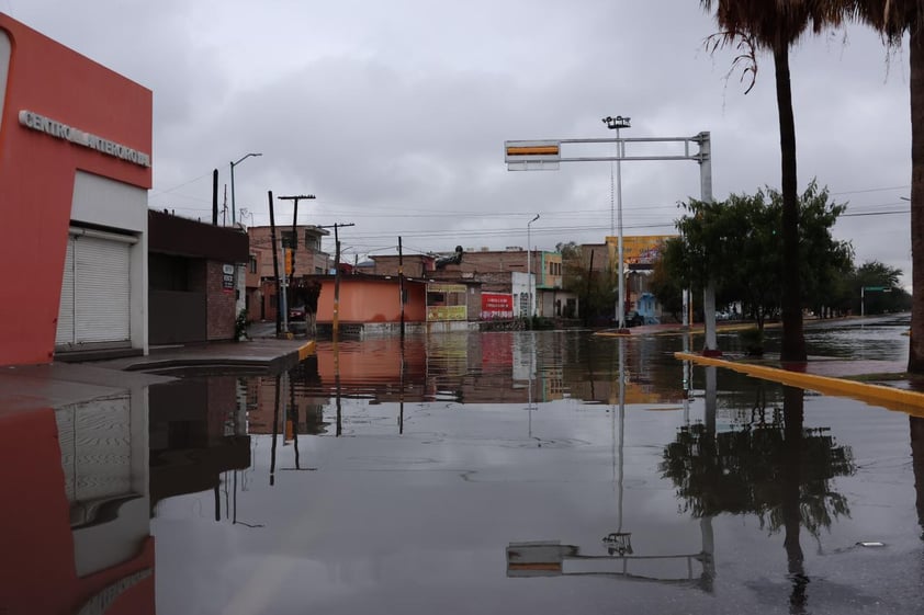 Lluvias dejan inundaciones en varios puntos de Torreón