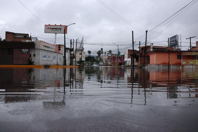 Lluvias dejan inundaciones en varios puntos de Torreón