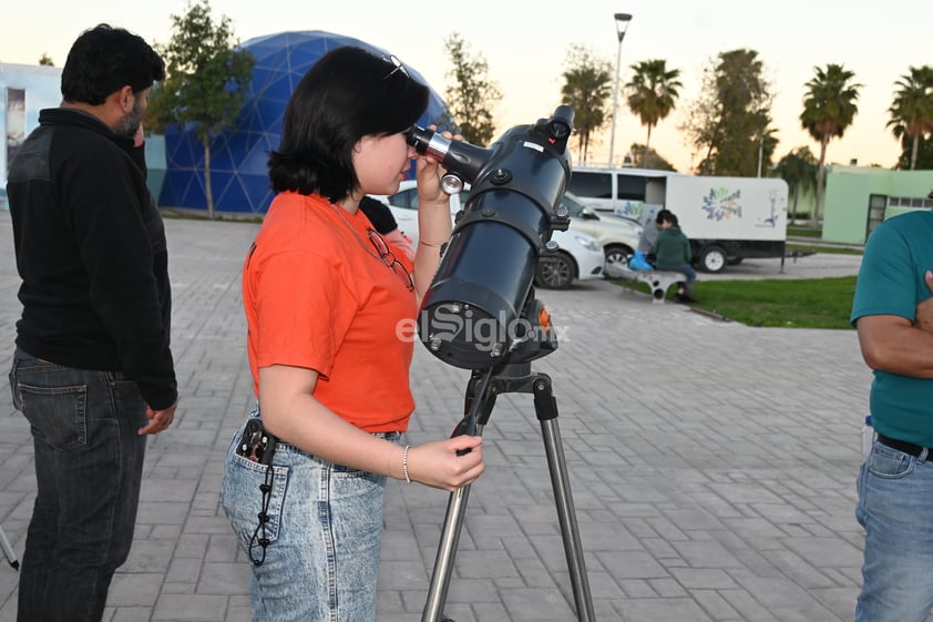 Planetarium Torreón celebra con casa abierta su décimo aniversario