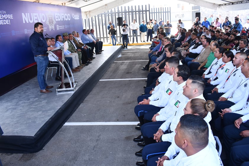 Entregan nuevo edificio de Tránsito en Torreón