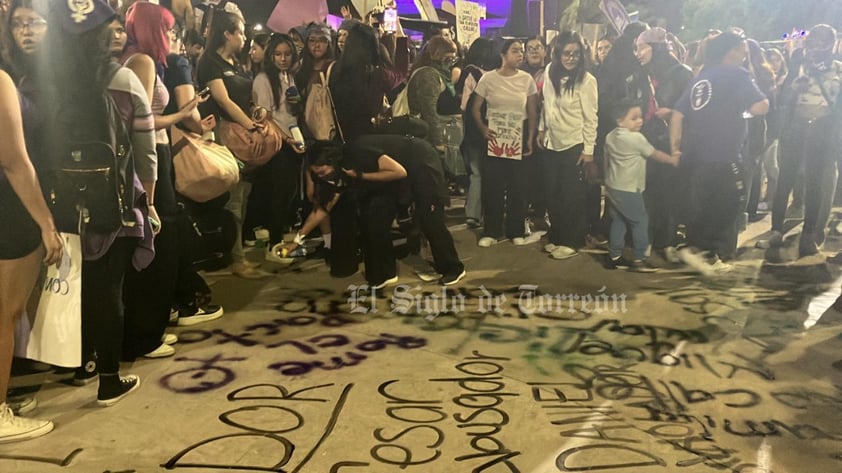 MARCHA 8M TORREÓN- PLAZA MAYOR-PINTAS