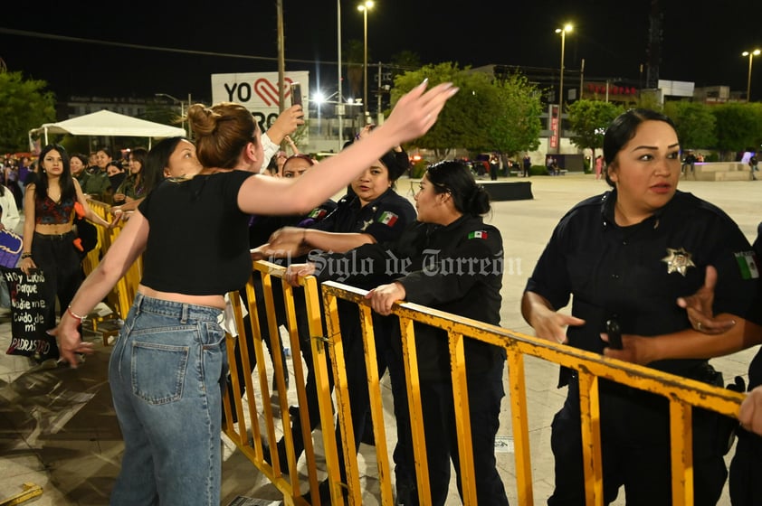 Cientos de mujeres 'toman' las calles de La Laguna contra la violencia y los feminicidios