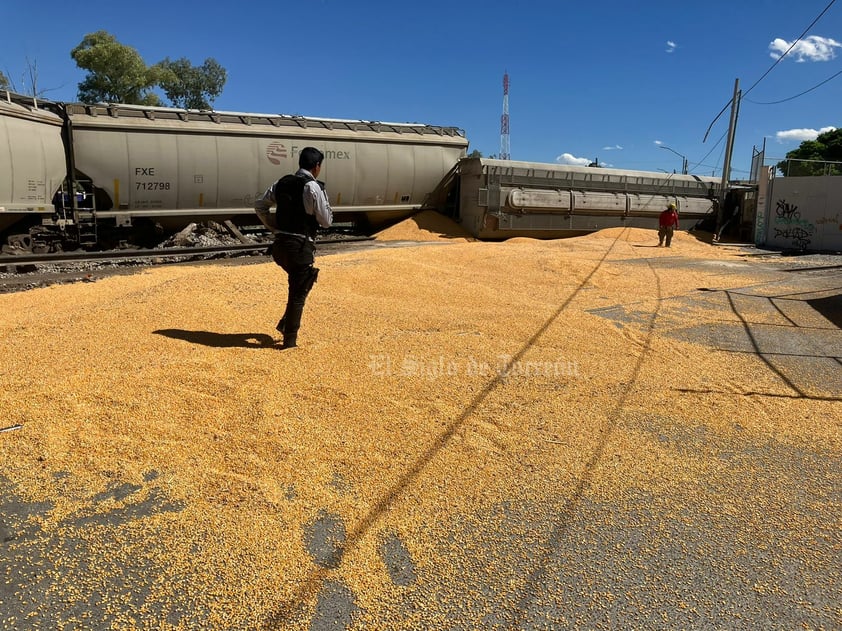 Se descarrila el tren frente a la colonia Carrillo Puerto de Gómez Palacio