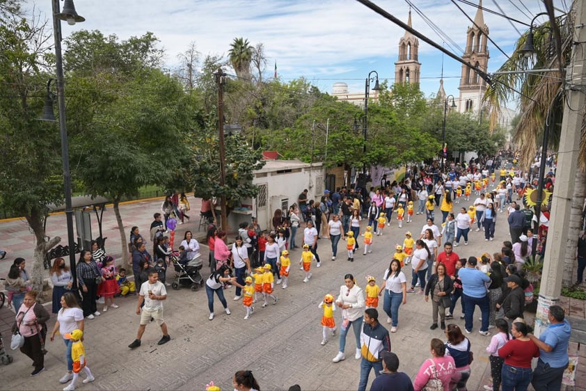 Realizan Desfile de la Primavera en Lerdo