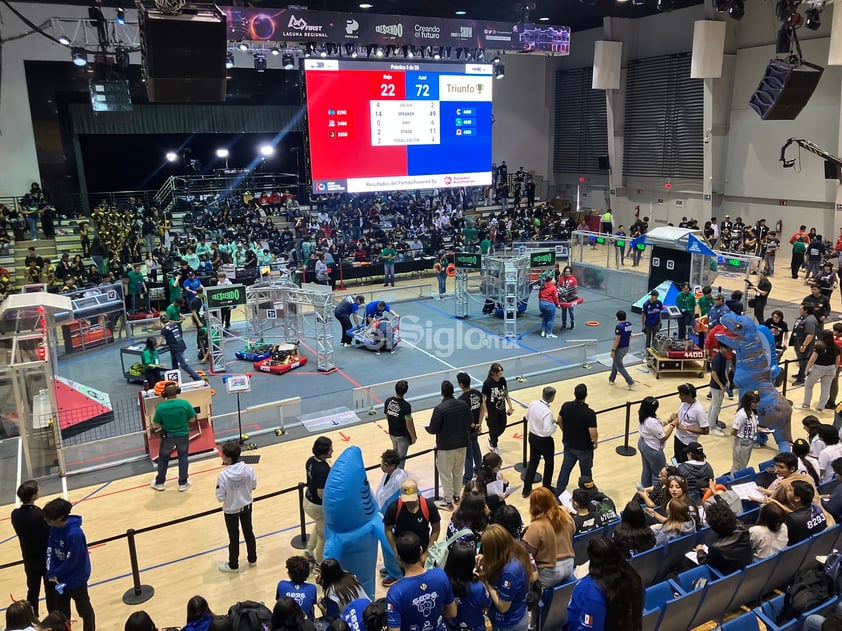 Con partidos de práctica, se vive una gran fiesta en el FIRST Laguna Regional