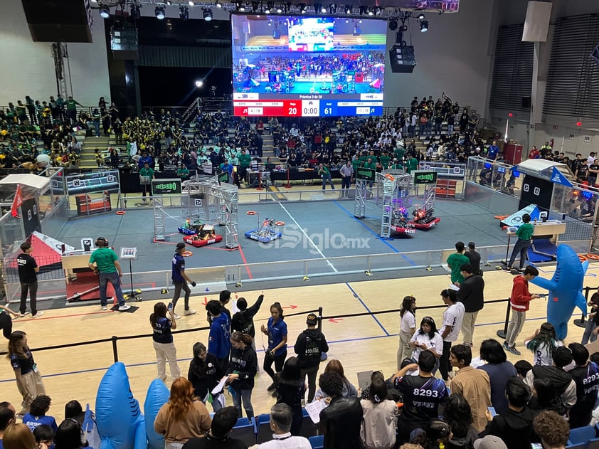 Con partidos de práctica, se vive una gran fiesta en el FIRST Laguna Regional