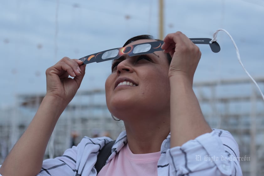 Viven el eclipse solar total en La Laguna