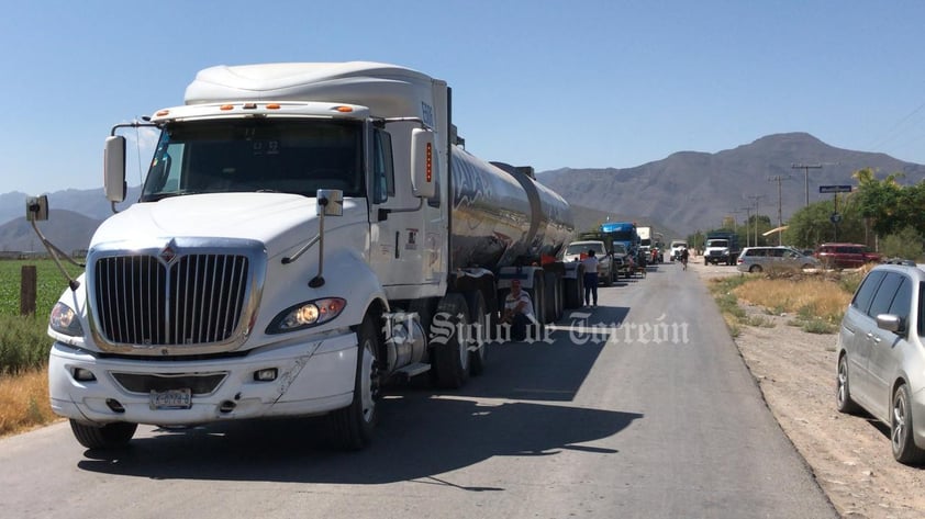 Bloque por transporte deficiente Matamoros y Viesca