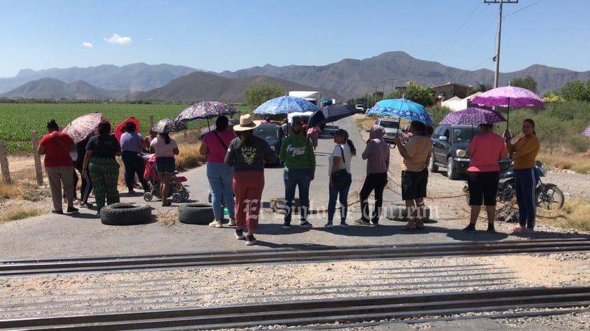 Bloque por transporte deficiente Matamoros y Viesca