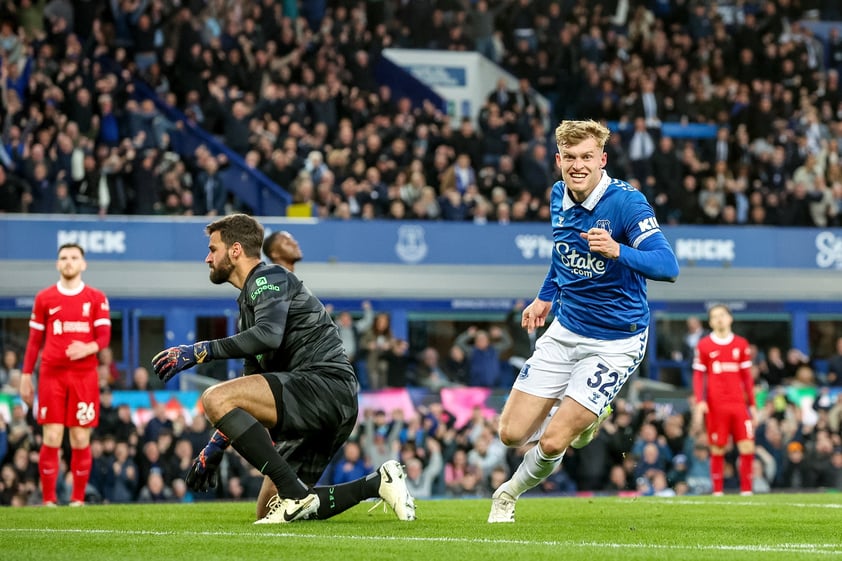 Everton derrota al Liverpool y los saca de la Premier League