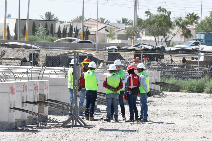 Al 48 % la obra del Giro Independencia en Torreón; se entregará en noviembre