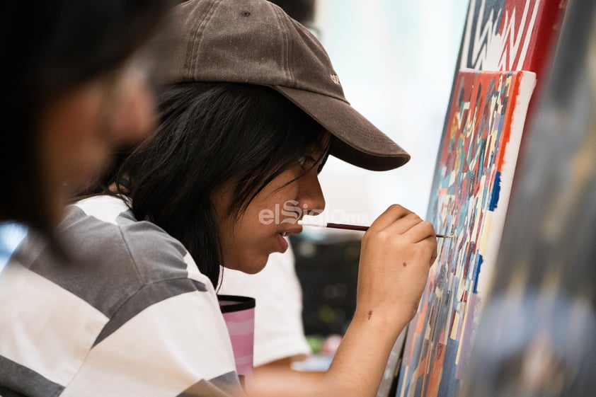 Estudiantes expondrán en El Siglo un 'Universo de colores'