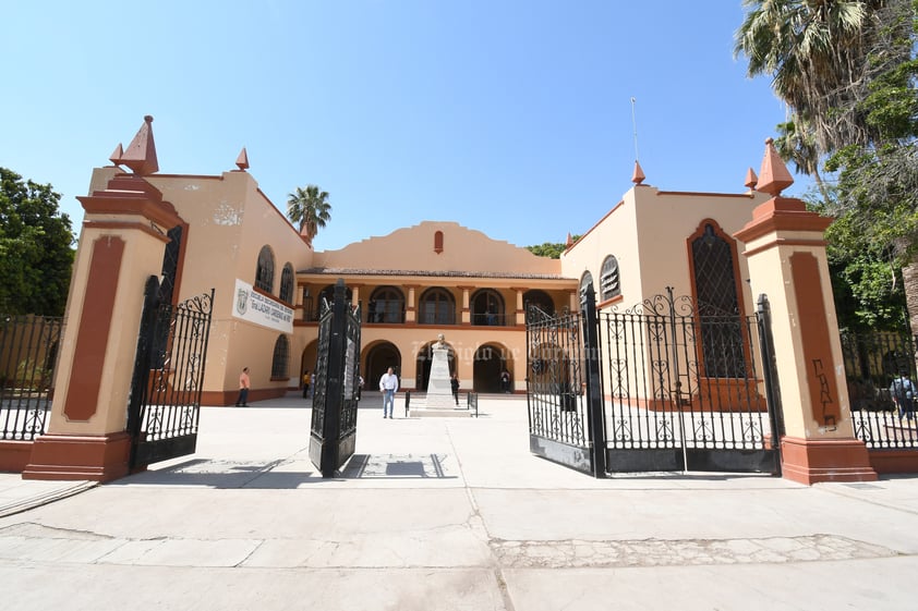 Recorrido por las instalaciones del Centro Cultural del Norte