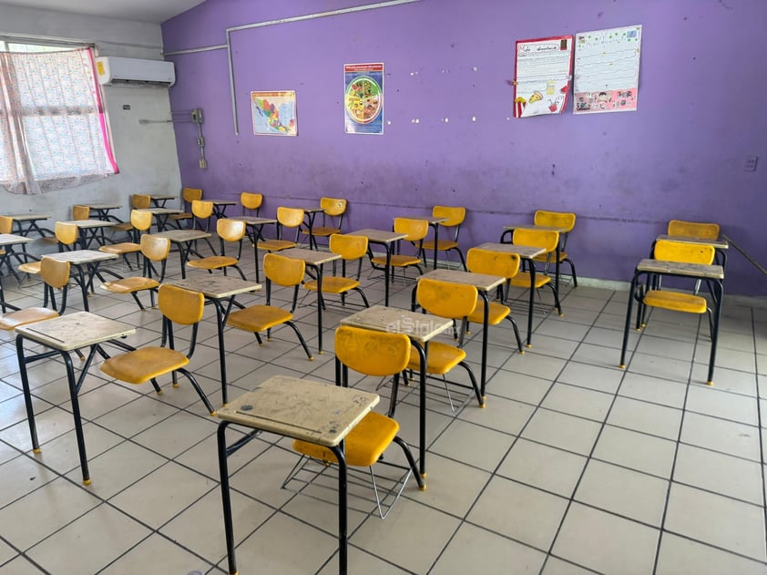 Por calor toman las clases al exterior en Gómez Palacio