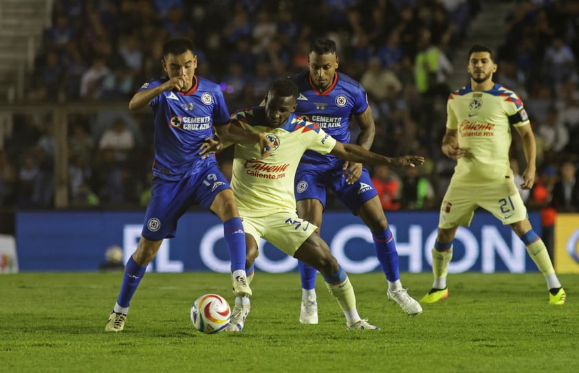 Cruz Azul y América empatan en primer partido de la final