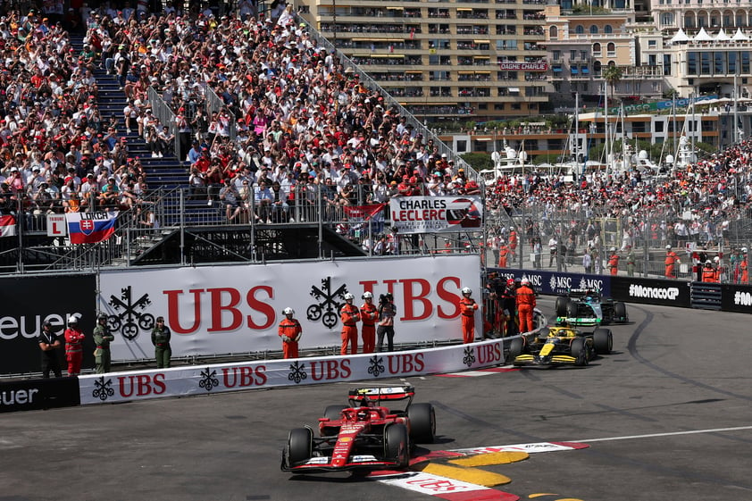 Leclerc gana el Gran Premio de Mónaco; 'Checo' Pérez queda fuera en la primera vuelta