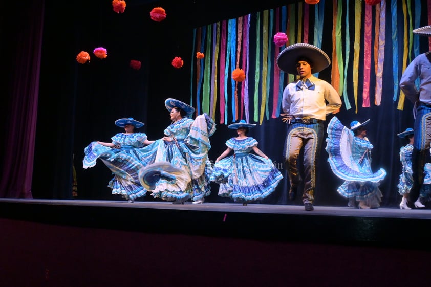 Grupo de danza Xipe-Tótec celebró su segundo aniversario en el Teatro Alvarado