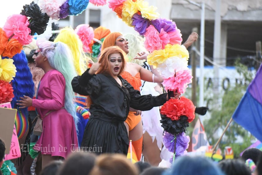 Este sábado se llevó a cabo la marcha del Orgullo LGBT+ en Torreón.