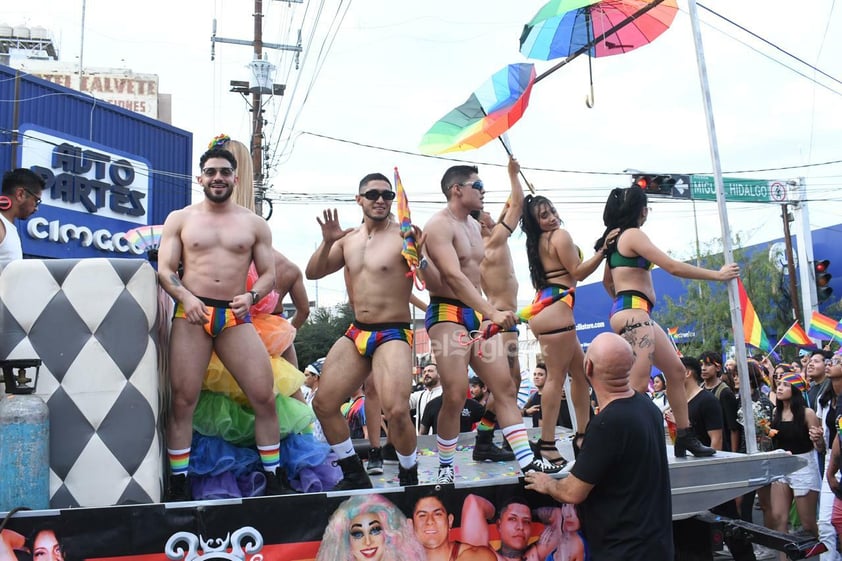 Este sábado se llevó a cabo la marcha del Orgullo LGBT+ en Torreón.