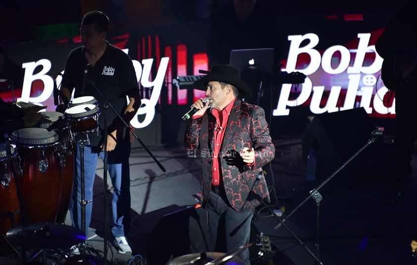 Avivan sentimientos con Grupo Duelo y Bobby Pulido