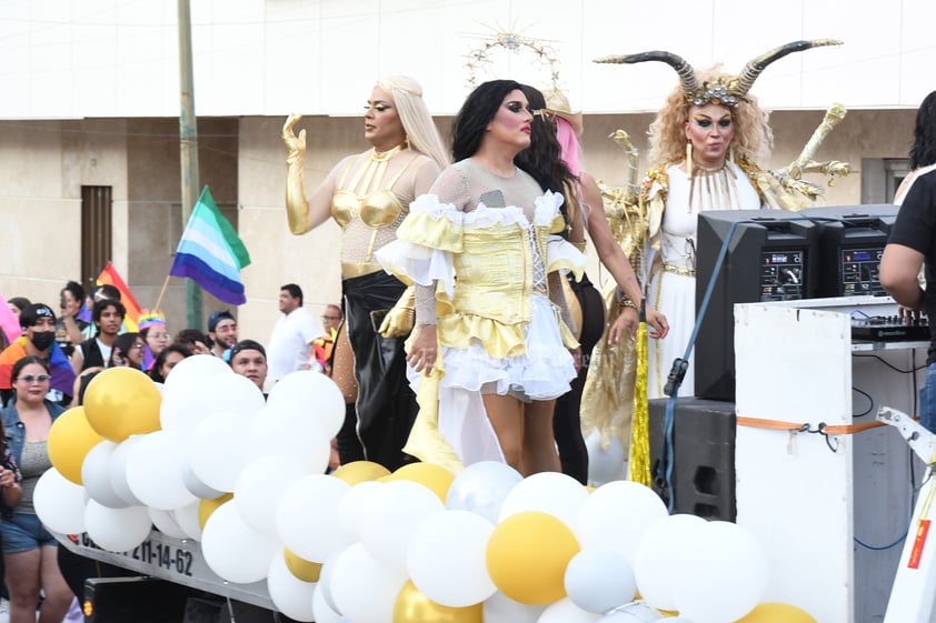 Este sábado se llevó a cabo la marcha del Orgullo LGBT+ en Torreón.