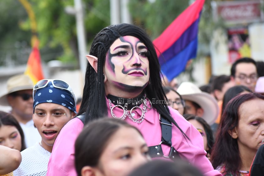 Marcha del Orgullo LGBTTTIQ+ en La Laguna de Durango