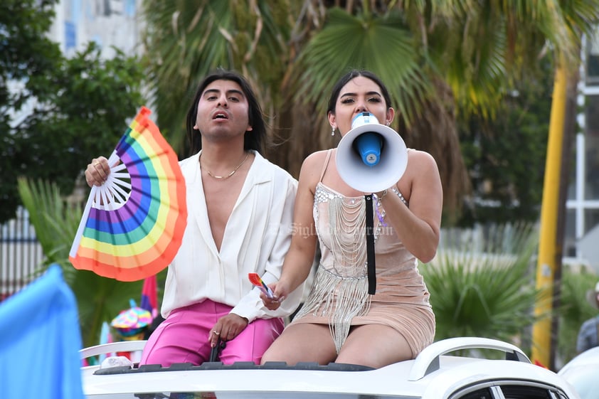 Marcha del Orgullo LGBTTTIQ+ en La Laguna de Durango