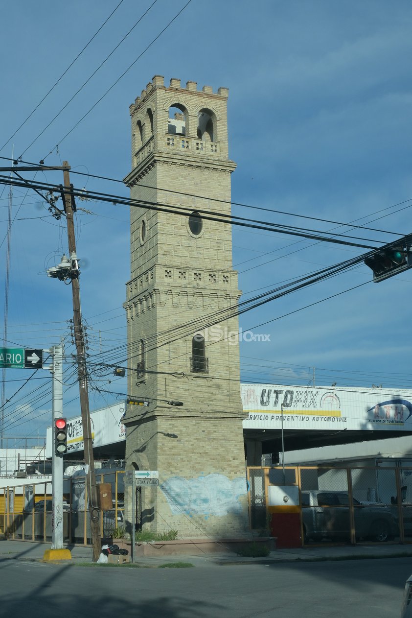 Torreones que adornan la ciudad de Torreón.