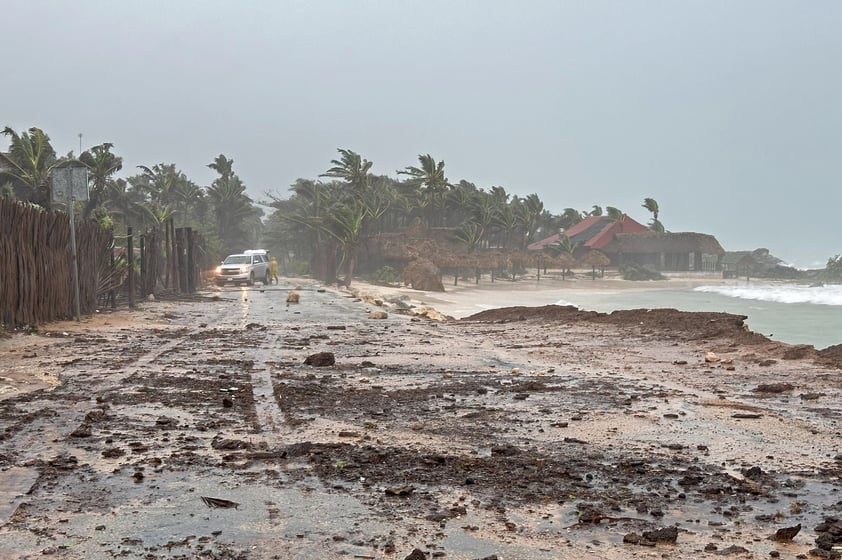 Beryl deja afectaciones en Península de Yucatán