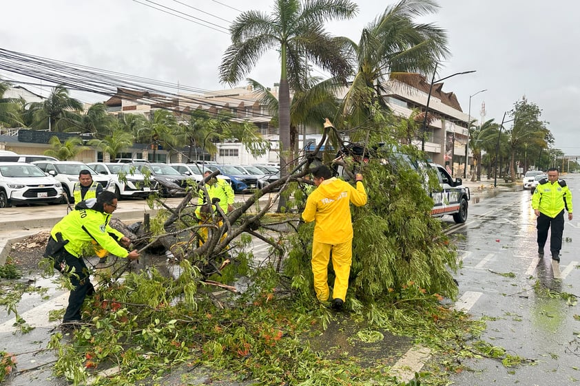 Beryl deja afectaciones en Península de Yucatán