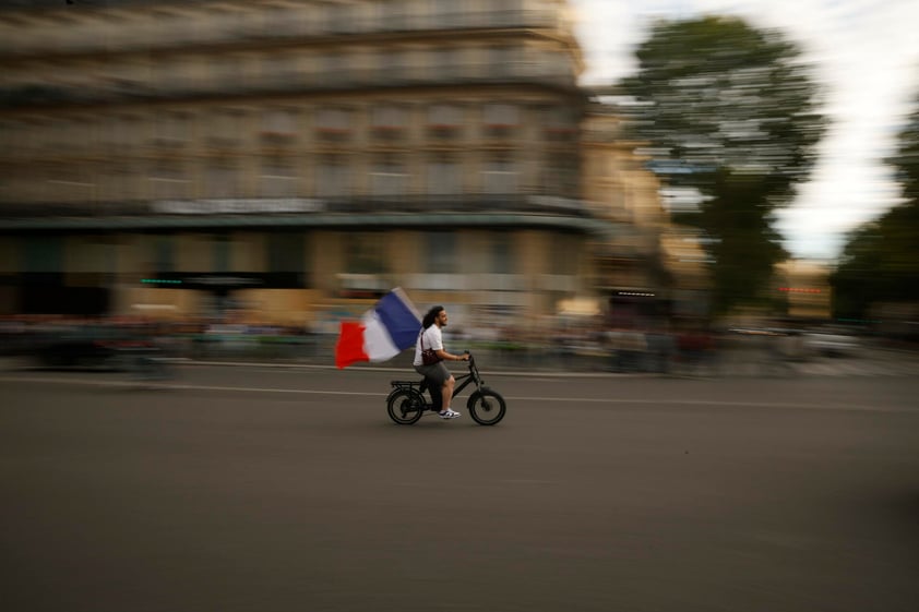 La izquierda y Macron mandan a la ultraderecha al tercer lugar en Francia