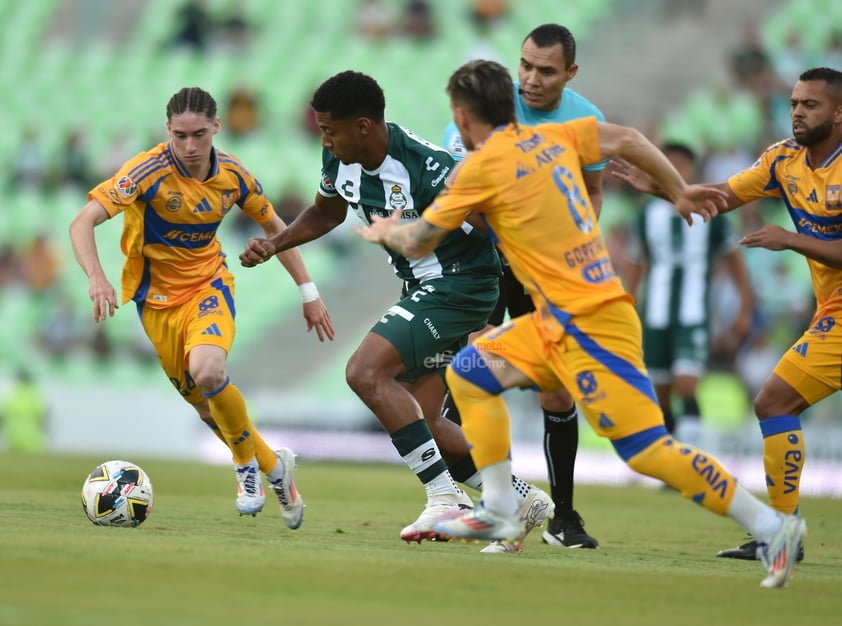 Santos Vs. Tigres J4 del Apertura 2024