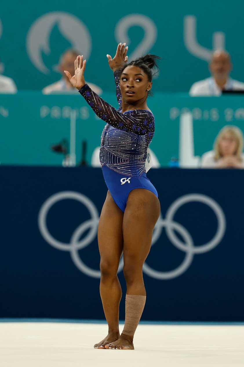 Simone Biles gana segunda medalla de oro en Juegos Olímpicos