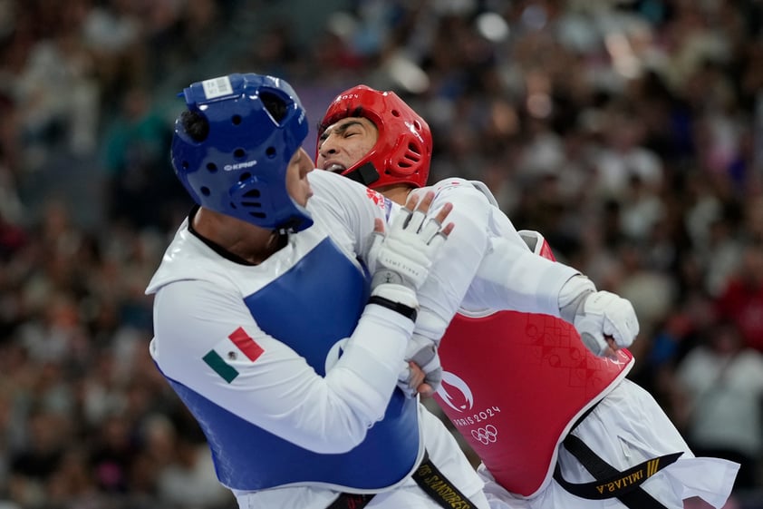 Carlos Sansores va por bronce en Taekwondo en París 2024